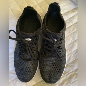 🍉 Sneakers, GUC, breathable, lightweight heathered black, US 9